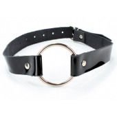 Кляп-кольцо на чёрных лаковых ремешках - БДСМ Арсенал - купить с доставкой в Дзержинске