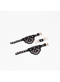 Черные кожаные наручники с клепками, кольцами и золотистой фурнитурой - Crazy Handmade - купить с доставкой в Дзержинске